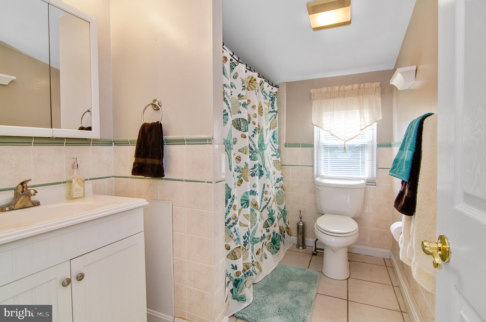 8410 Hallmark Circle Baltimore, MD 21234 - Photo 20 of 37 Full Bath - Second Floor