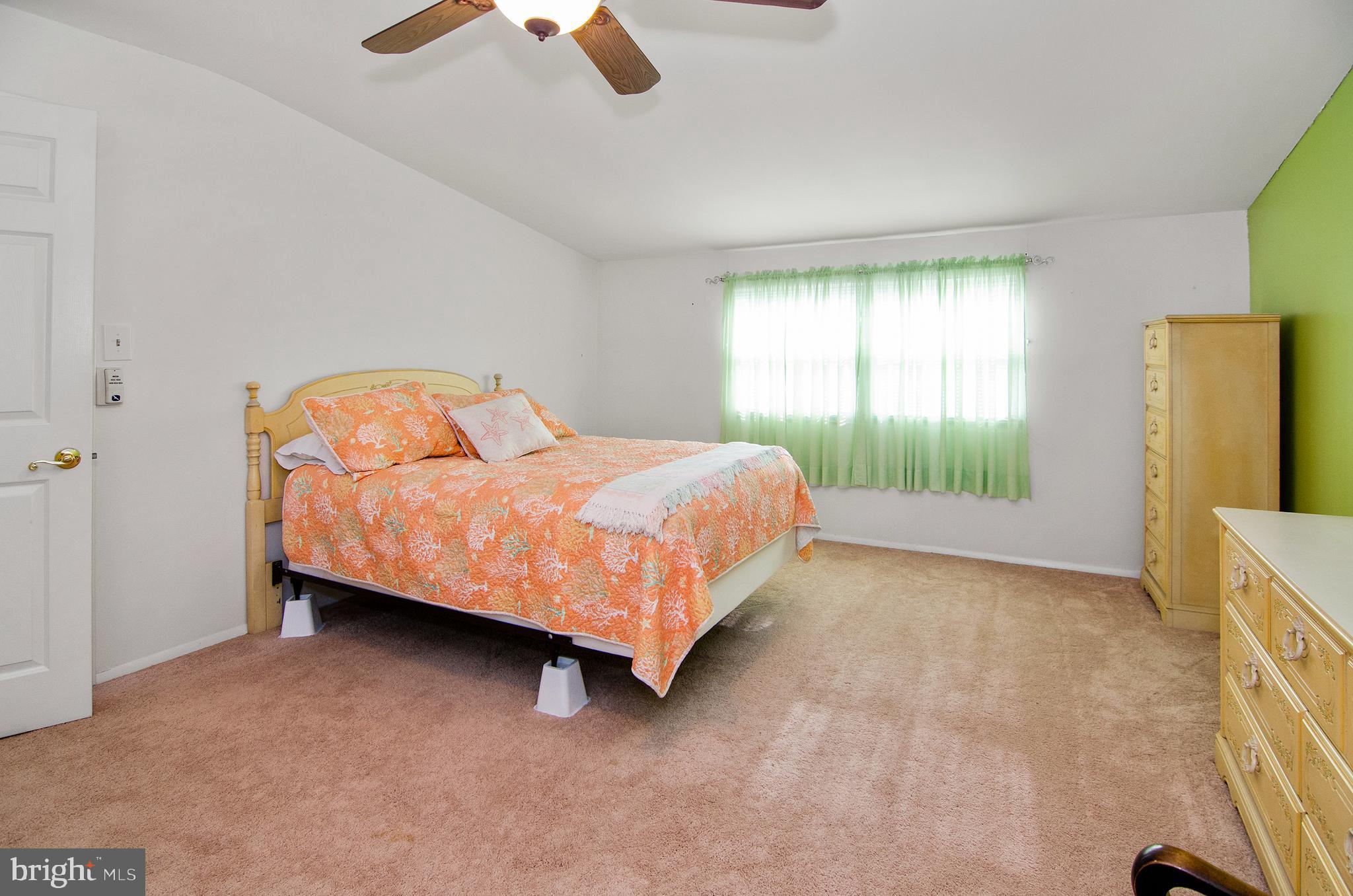 8410 Hallmark Circle Baltimore, MD 21234 - Photo 25 of 37 Bedroom 3