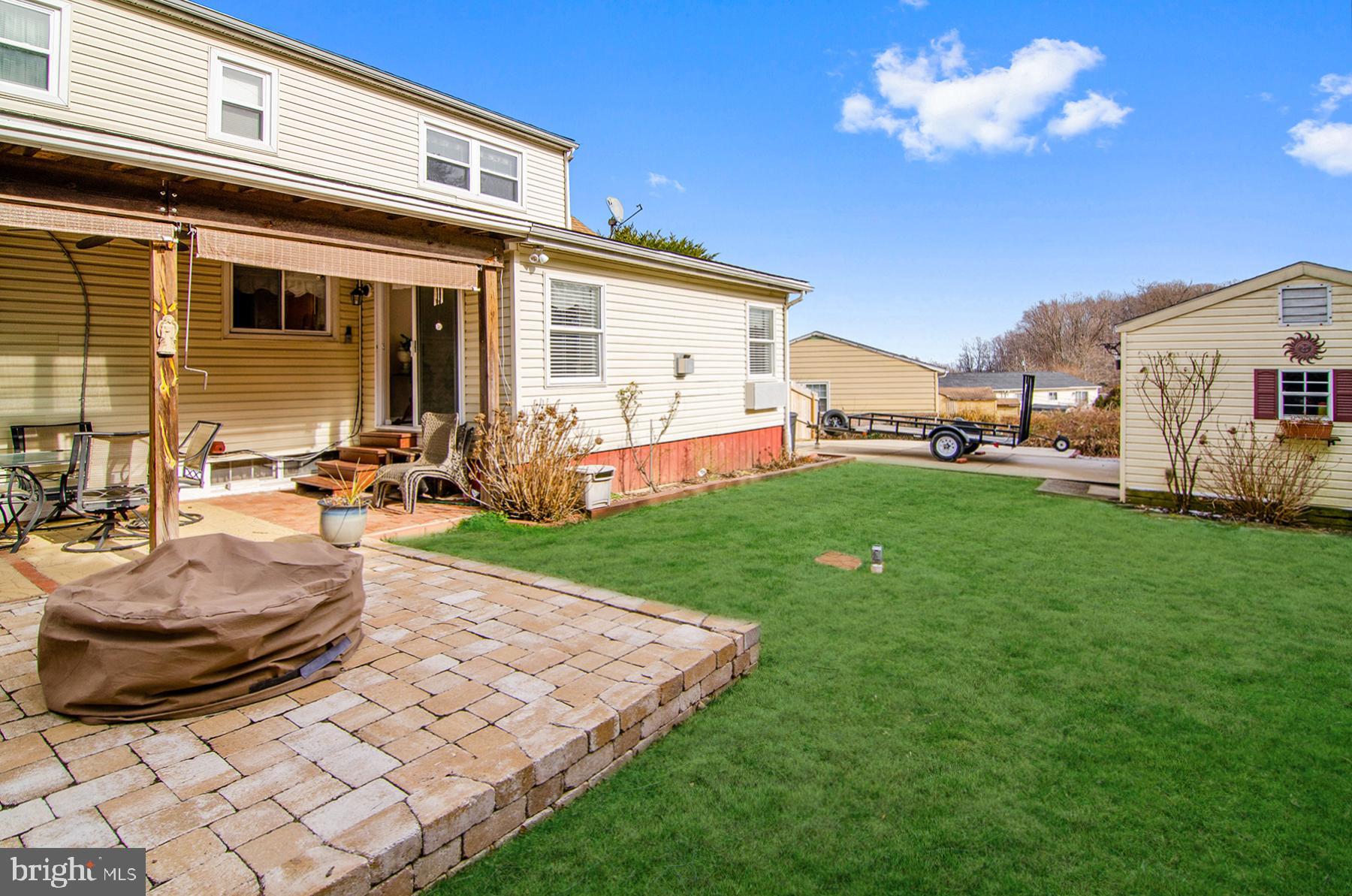 8410 Hallmark Circle Baltimore, MD 21234 - Photo 33 of 37 Great covered & open patio