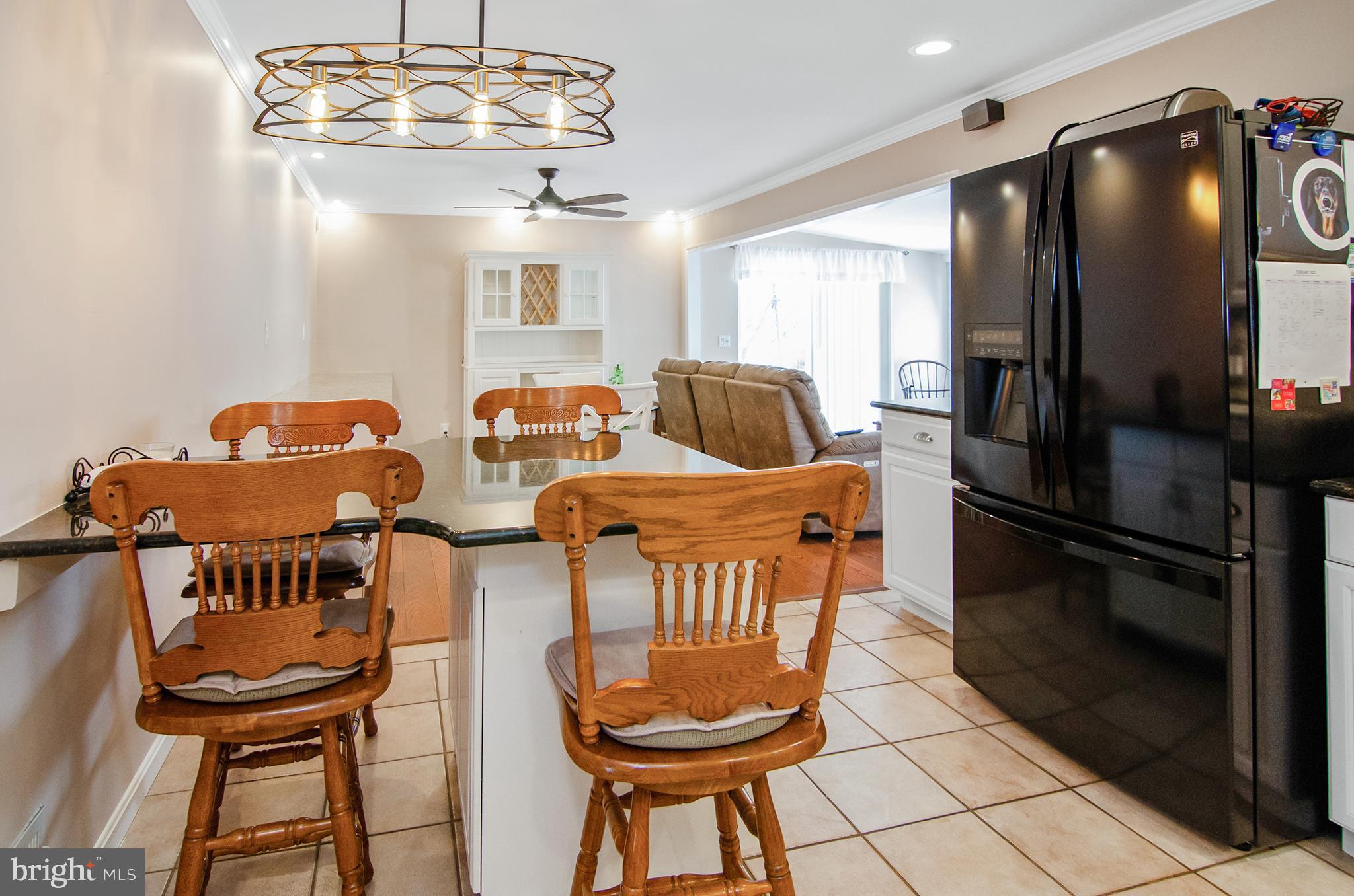 8410 Hallmark Circle Baltimore, MD 21234 - Photo 7 of 37 Kitchen