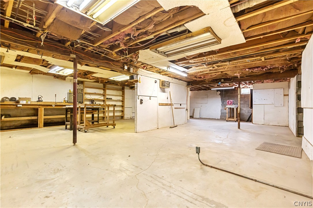 3225 Groth Road LaFayette, NY 13084 - Photo 39 of 47 and so much space!