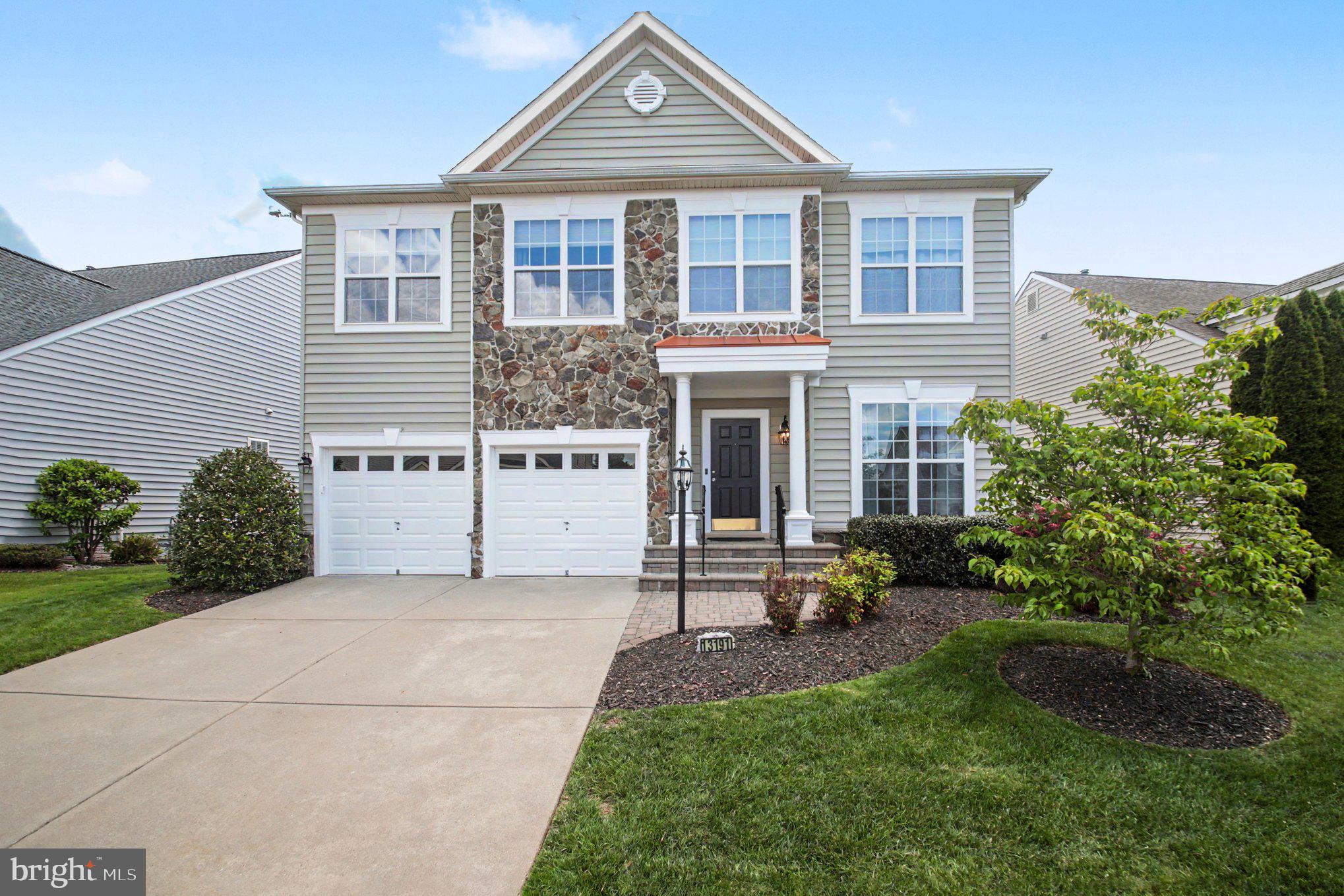 13191 Triple Crown Loop