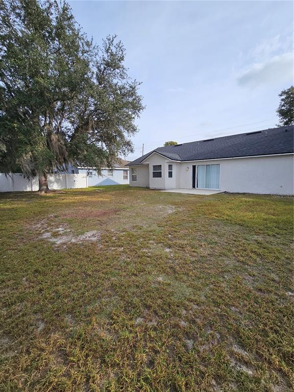 4182 Bedford Road Sanford, FL 32773 - Photo 18 of 18 a view of an ocean