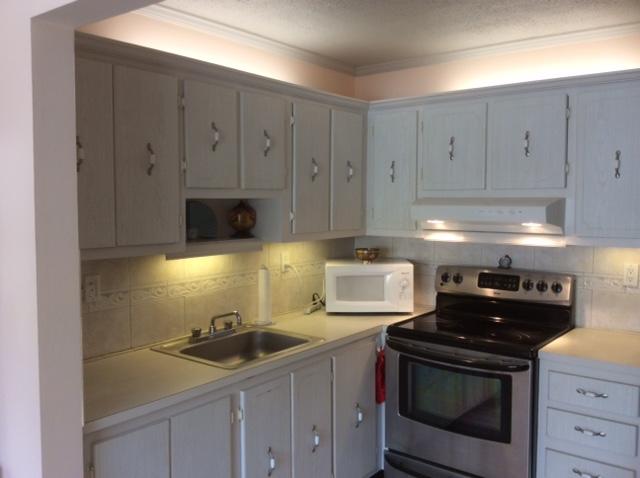 617 Flanders North, Unit 617 Delray Beach, FL 33484 - Photo 17 of 27 IMG_1934