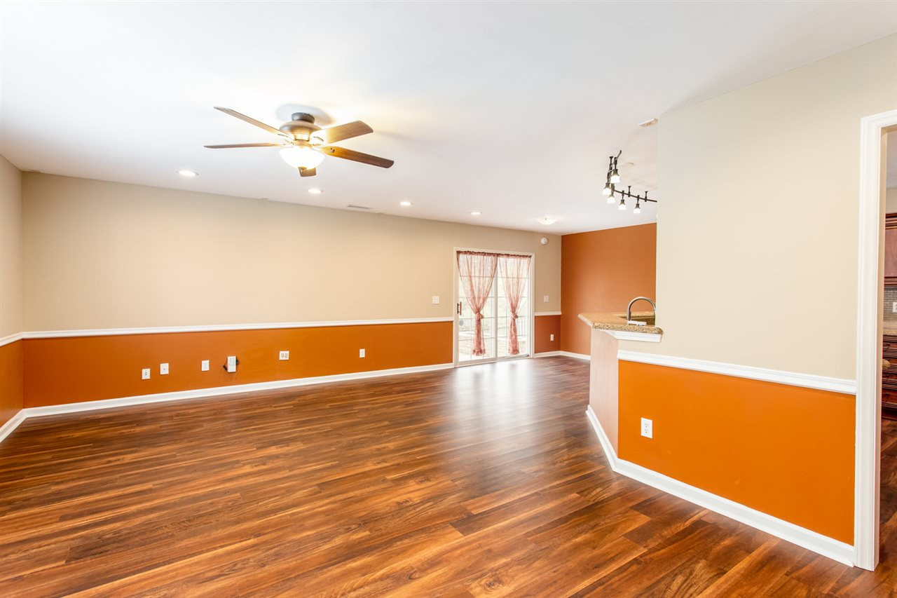 4712 Tommans Trail Raleigh, NC 27616 - Photo 3 of 25 Living Room