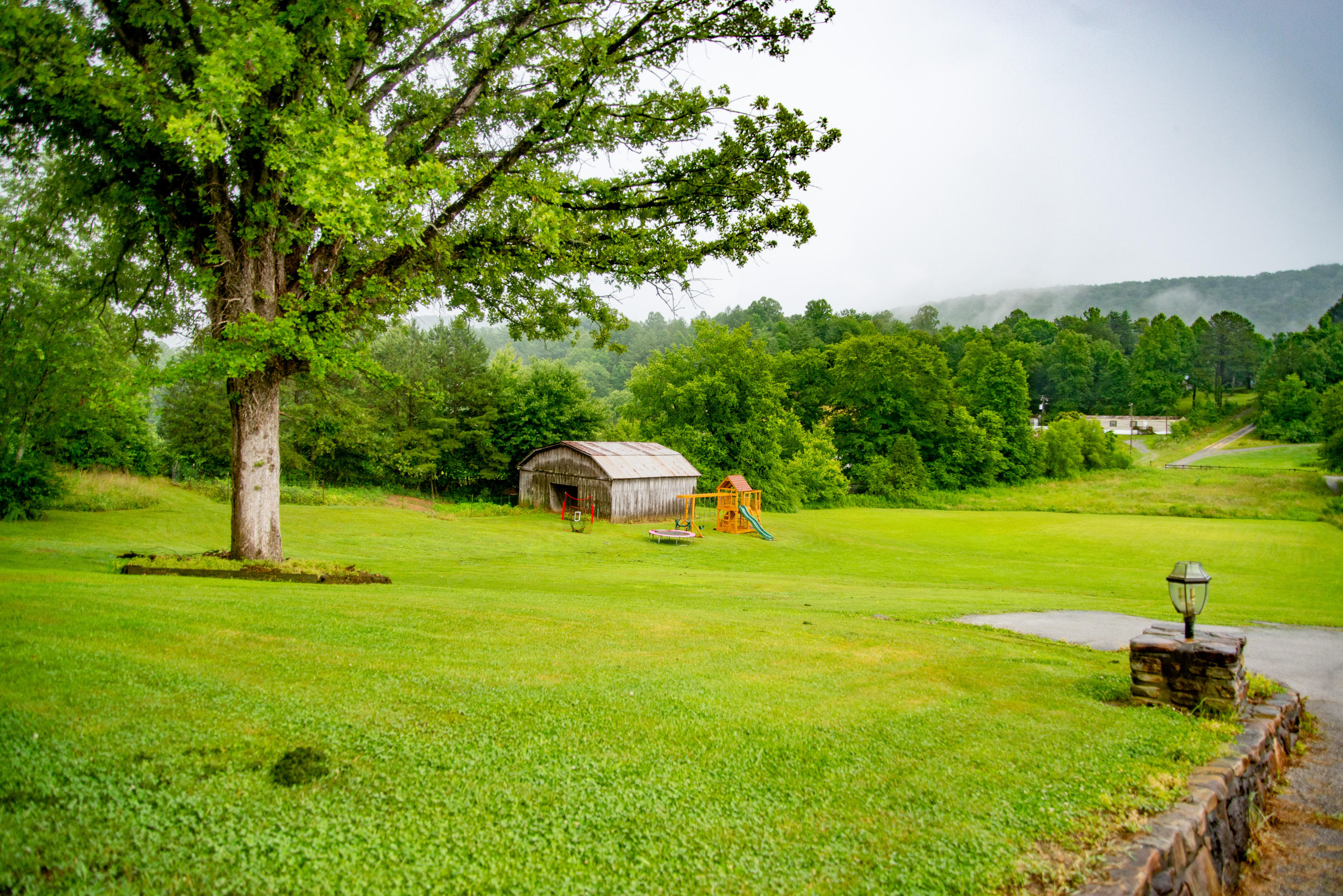 502 Back Valley Road Oliver Springs, TN 37840 - Photo 35 of 38 502BackValleyRd05