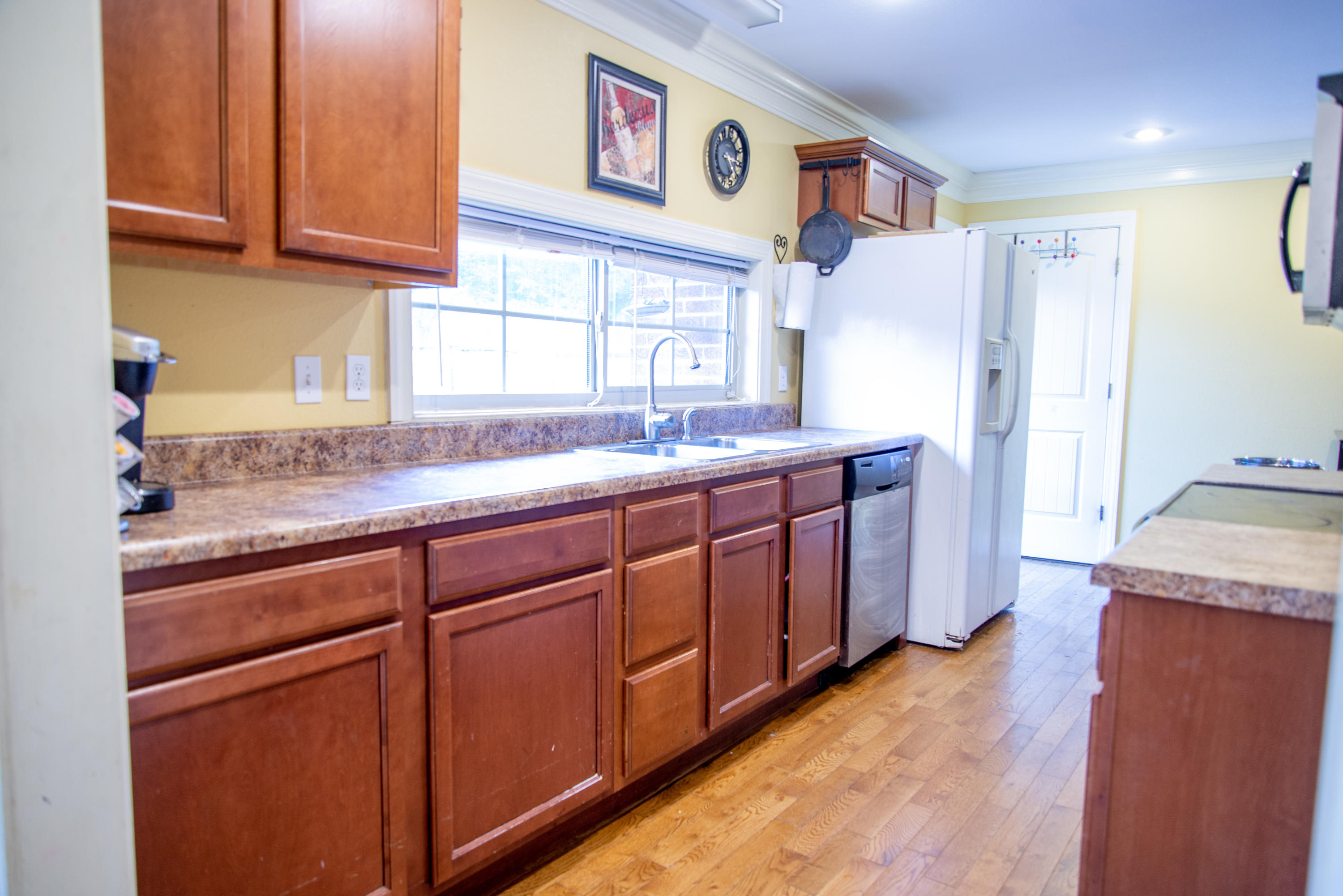 502 Back Valley Road Oliver Springs, TN 37840 - Photo 10 of 38 502BackValleyRd28