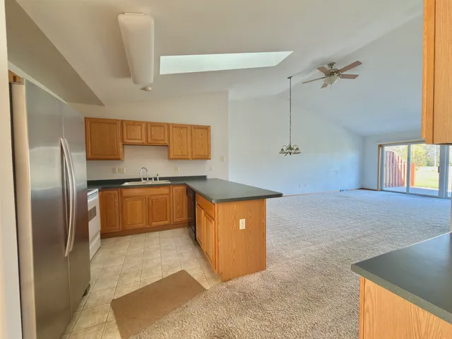 $214,980 | 586 North Wisconsin Street, Berlin, WI 54923