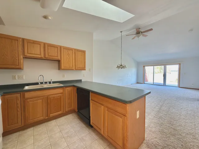 $214,980 | 586 North Wisconsin Street, Berlin, WI 54923