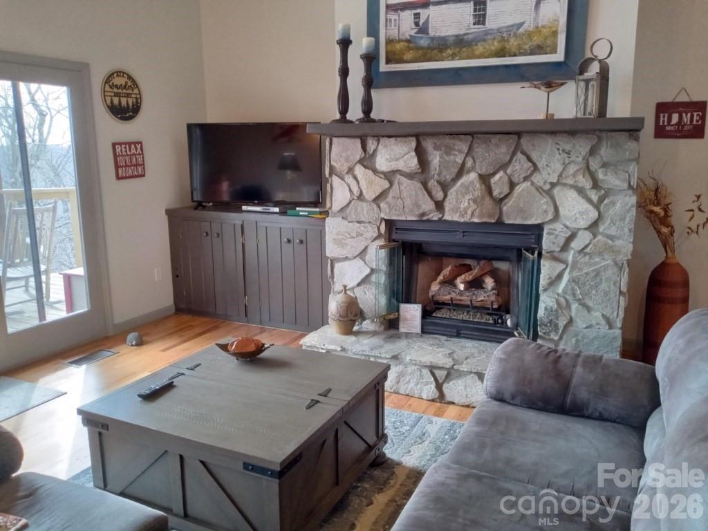44 Buck House Road Mars Hill, NC 28754 - Photo 5 of 8 Gallery Image 5