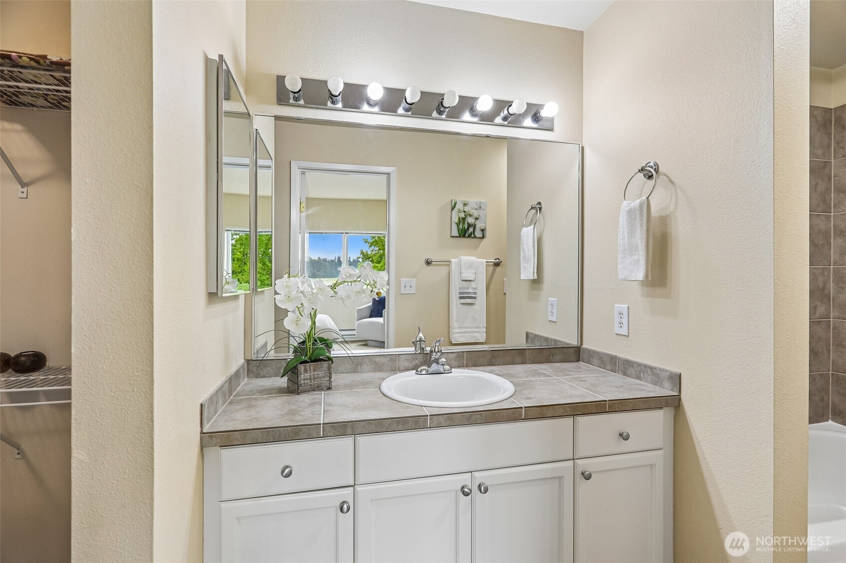 3924 243rd Place Southeast, Unit G203 Bothell, WA 98021 - Photo 14 of 30 Gallery Image 14