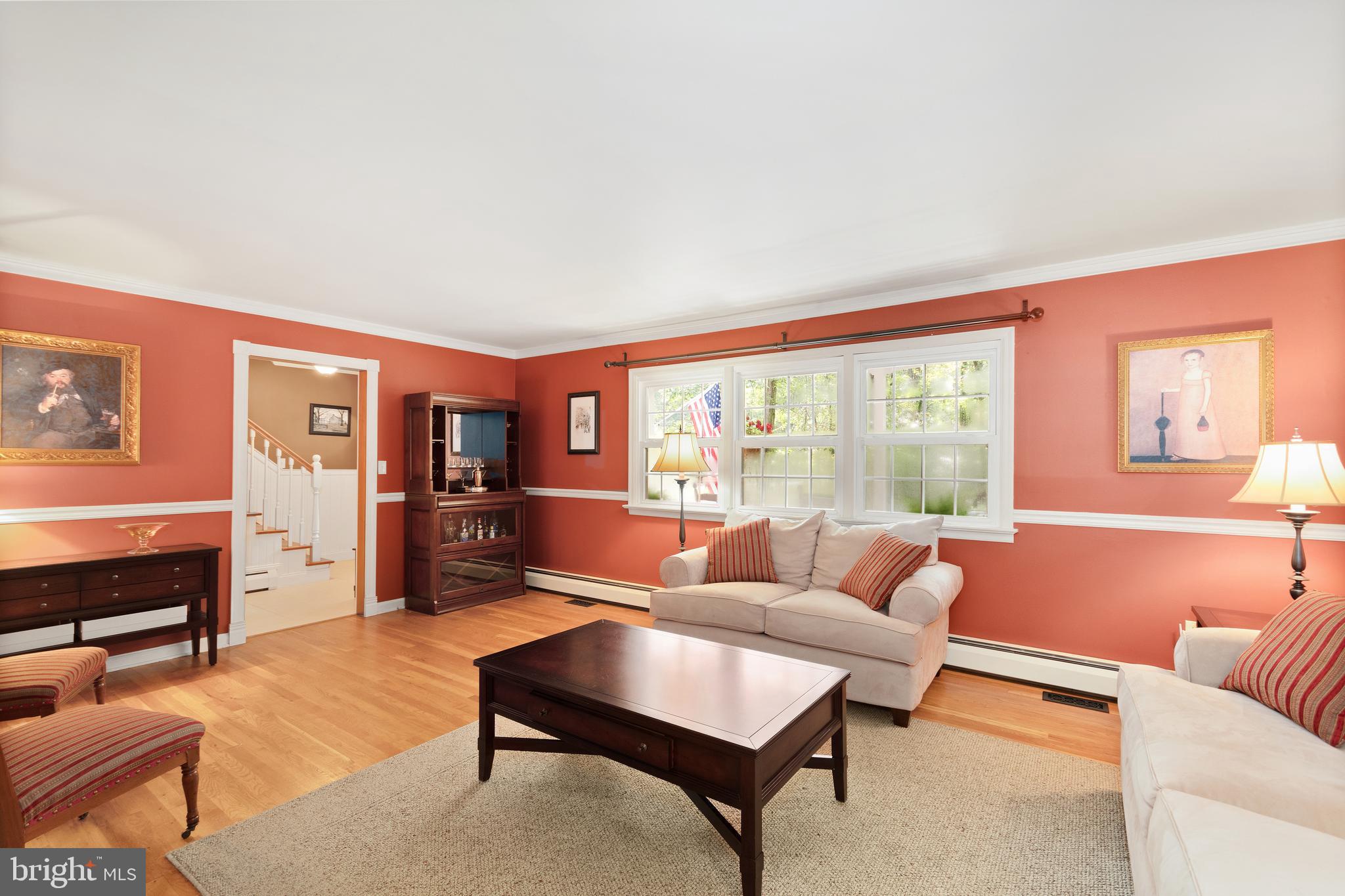 37 Hinchman Road Medford, NJ 08055 - Photo 4 of 27 Large Rooms Throughout