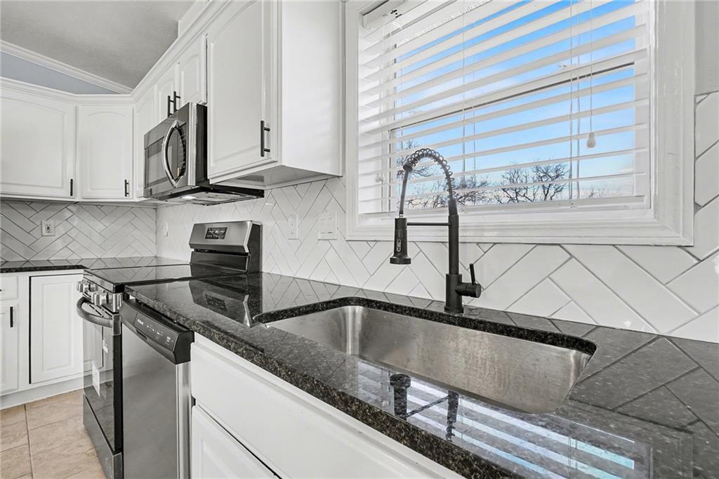 2425 South 55th Street Kansas City, KS 66106 - Photo 13 of 43