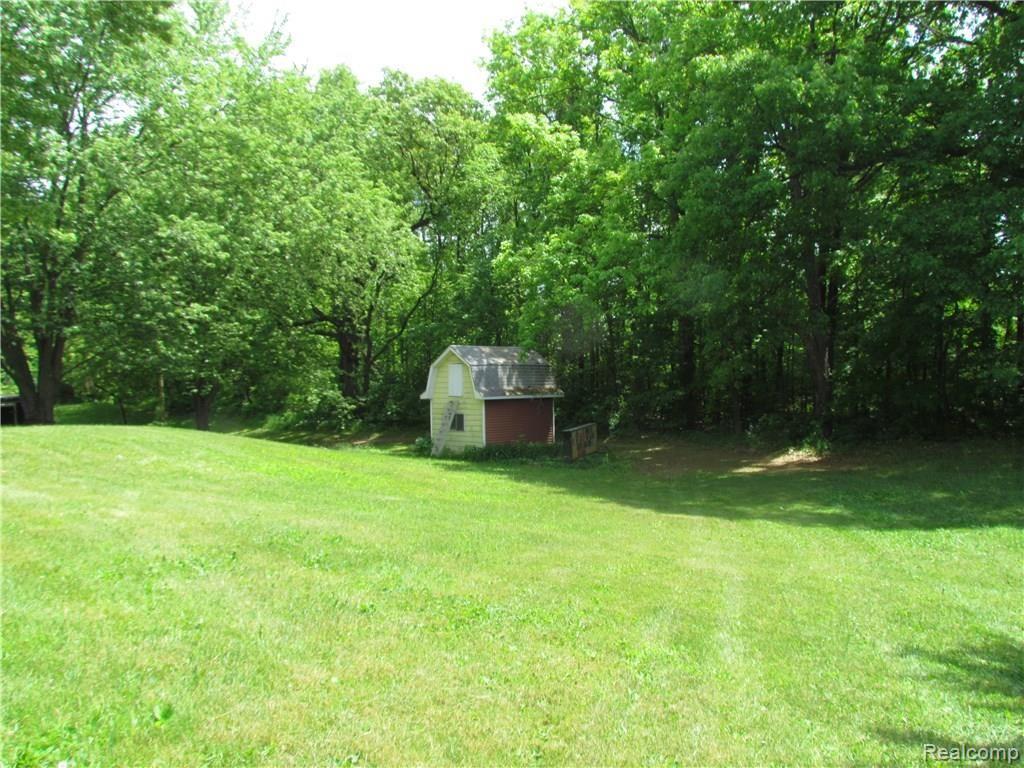 8283 North State Road Otisville, MI 48463 - Photo 14 of 36 IMG_2451.JPG