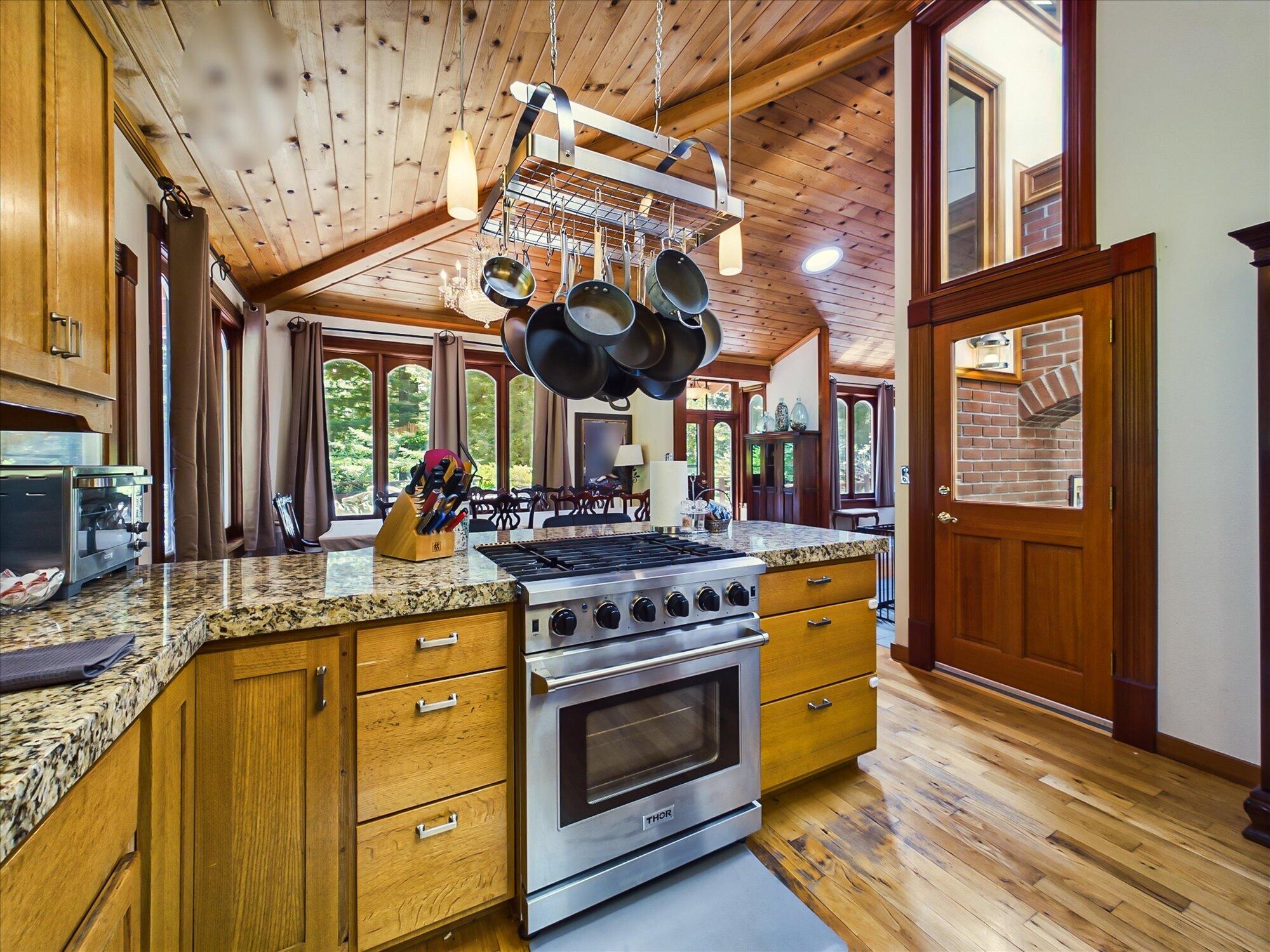 451 Tip Top Ridge Road McKinleyville, CA 95519 - Photo 29 of 129
