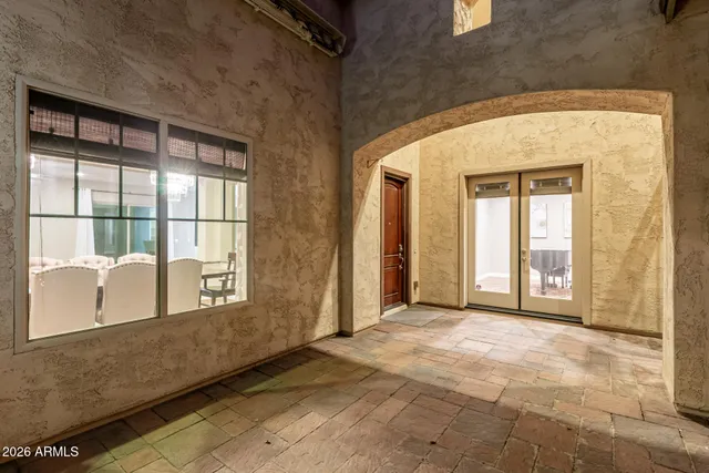 $1,474,000 | 3022 East Wildhorse Drive, Gilbert, AZ 85297