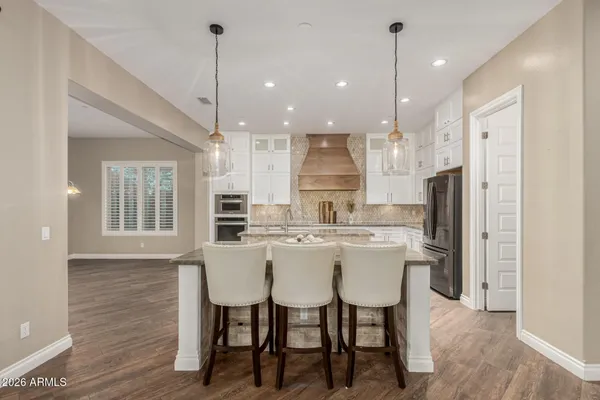 $1,399,000 | 3022 East Wildhorse Drive, Gilbert, AZ 85297