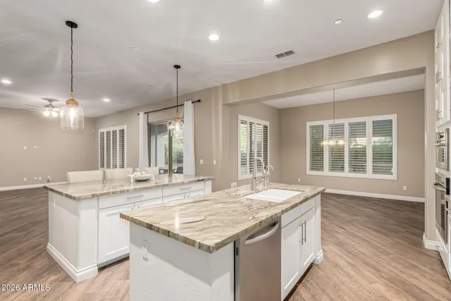 $1,474,000 | 3022 East Wildhorse Drive, Gilbert, AZ 85297