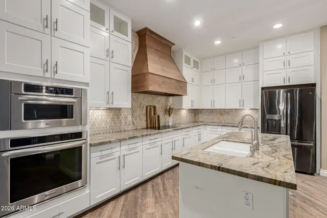 $1,474,000 | 3022 East Wildhorse Drive, Gilbert, AZ 85297