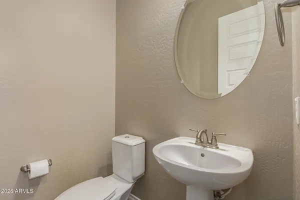 $1,399,000 | 3022 East Wildhorse Drive, Gilbert, AZ 85297