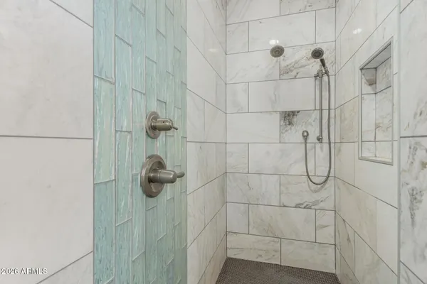 $1,399,000 | 3022 East Wildhorse Drive, Gilbert, AZ 85297