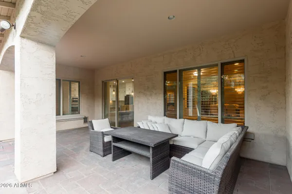 $1,399,000 | 3022 East Wildhorse Drive, Gilbert, AZ 85297