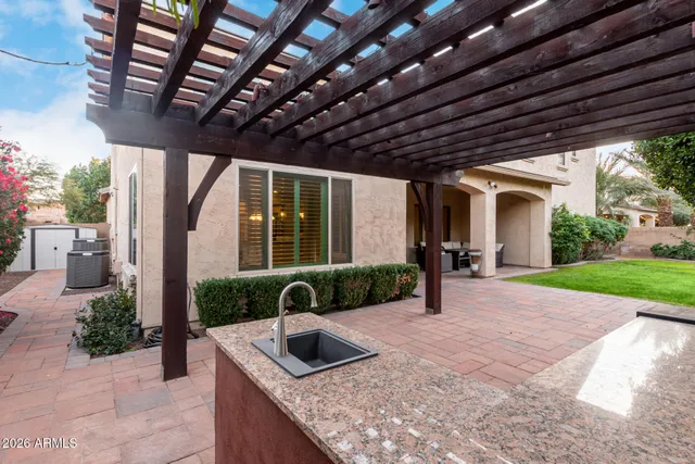 $1,474,000 | 3022 East Wildhorse Drive, Gilbert, AZ 85297