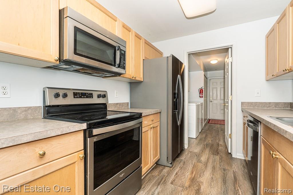 3491 Tremonte Circle Rochester, MI 48306 - Photo 6 of 37
