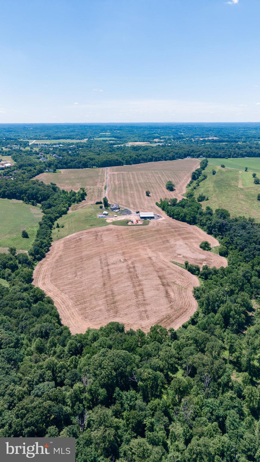13090 Old Frederick Road Sykesville, MD 21784 - Photo 10 of 31