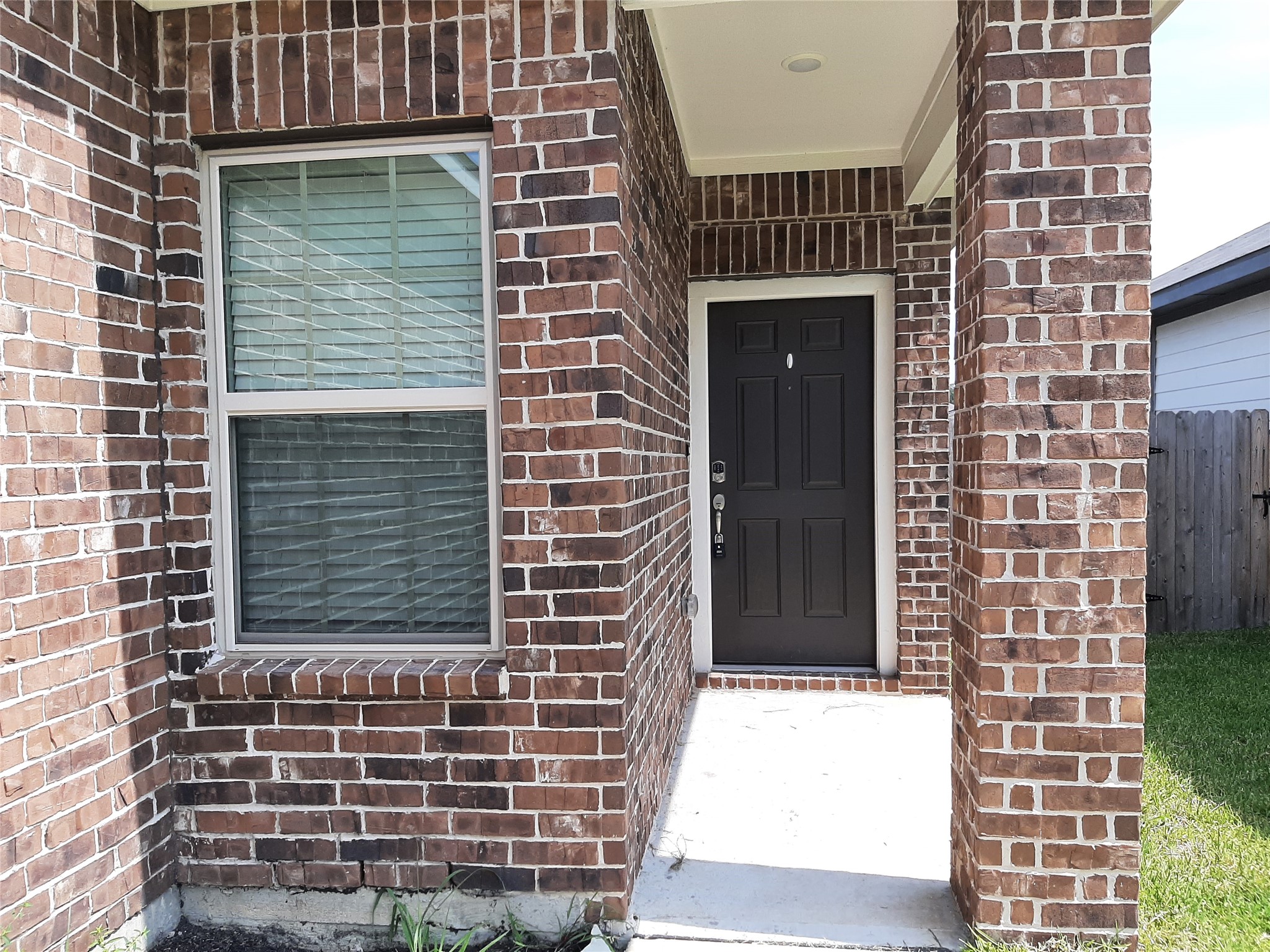 919 Redinger Ridge Drive Houston, TX 77336 - Photo 4 of 19