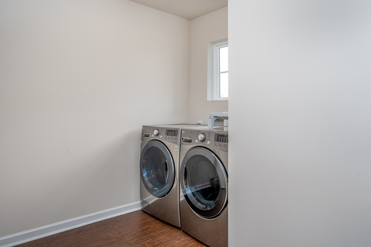 8116 Feldwig Place Raleigh, NC 27616 - Photo 22 of 30 Laundry room
