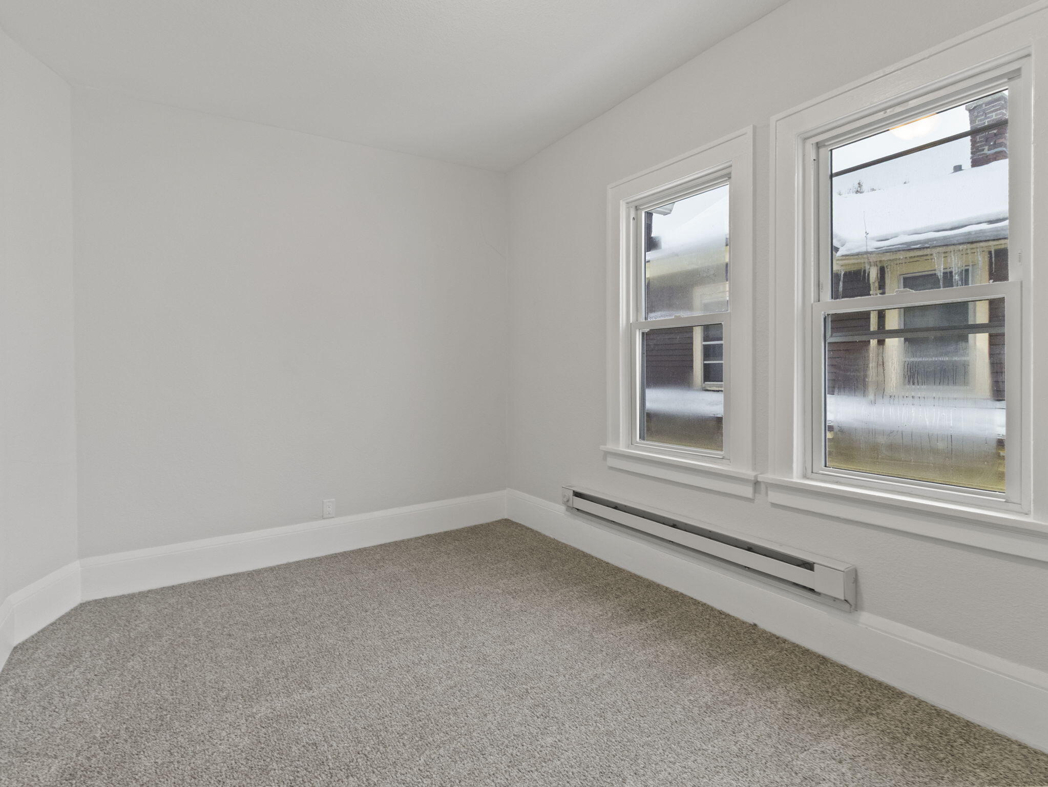 3349 North 16th Street, Unit 3351 Milwaukee, WI 53206 - Photo 18 of 38 29-web-or-mls-IMG_1071