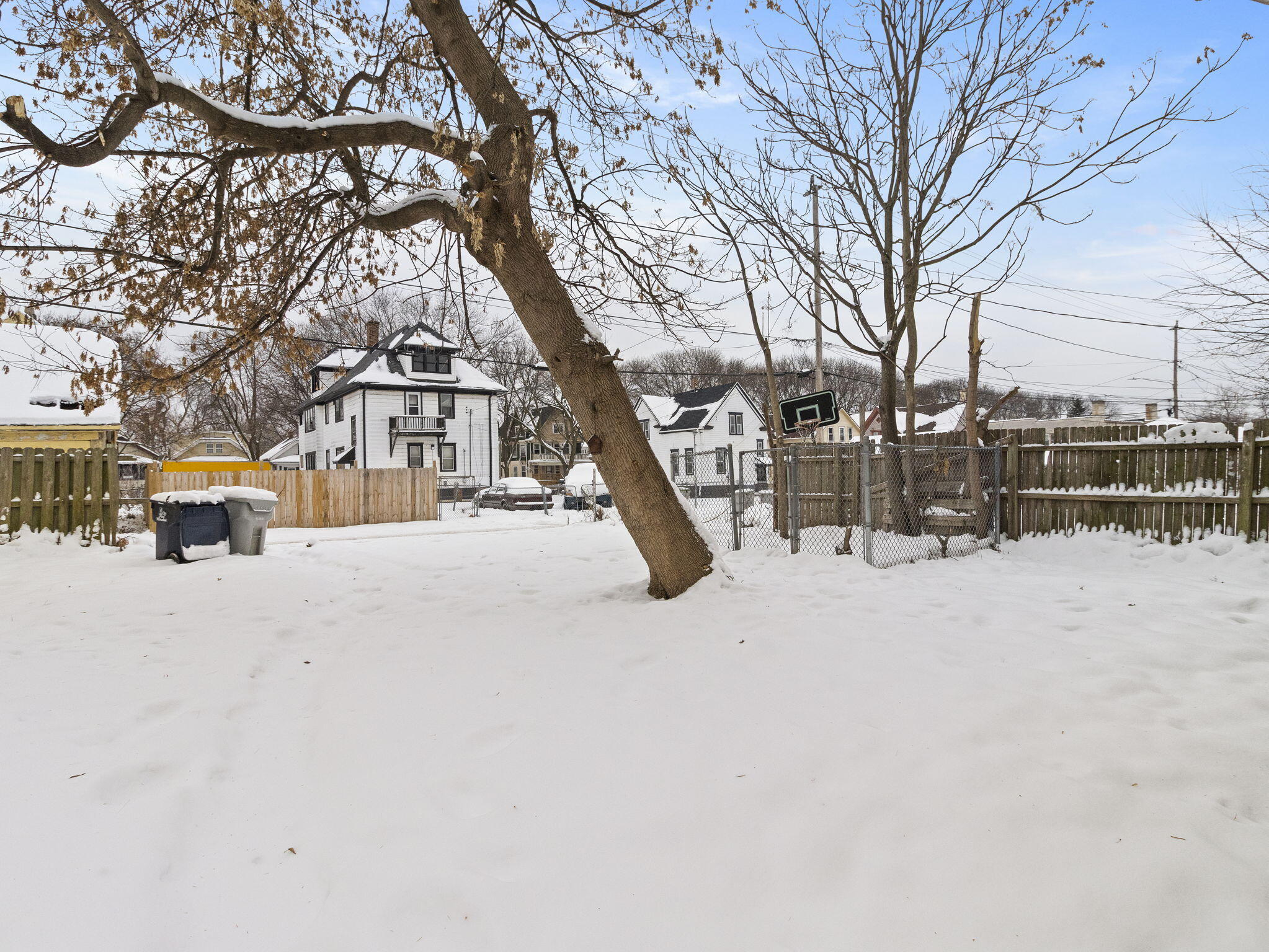 3349 North 16th Street, Unit 3351 Milwaukee, WI 53206 - Photo 34 of 38 36-web-or-mls-IMG_1090