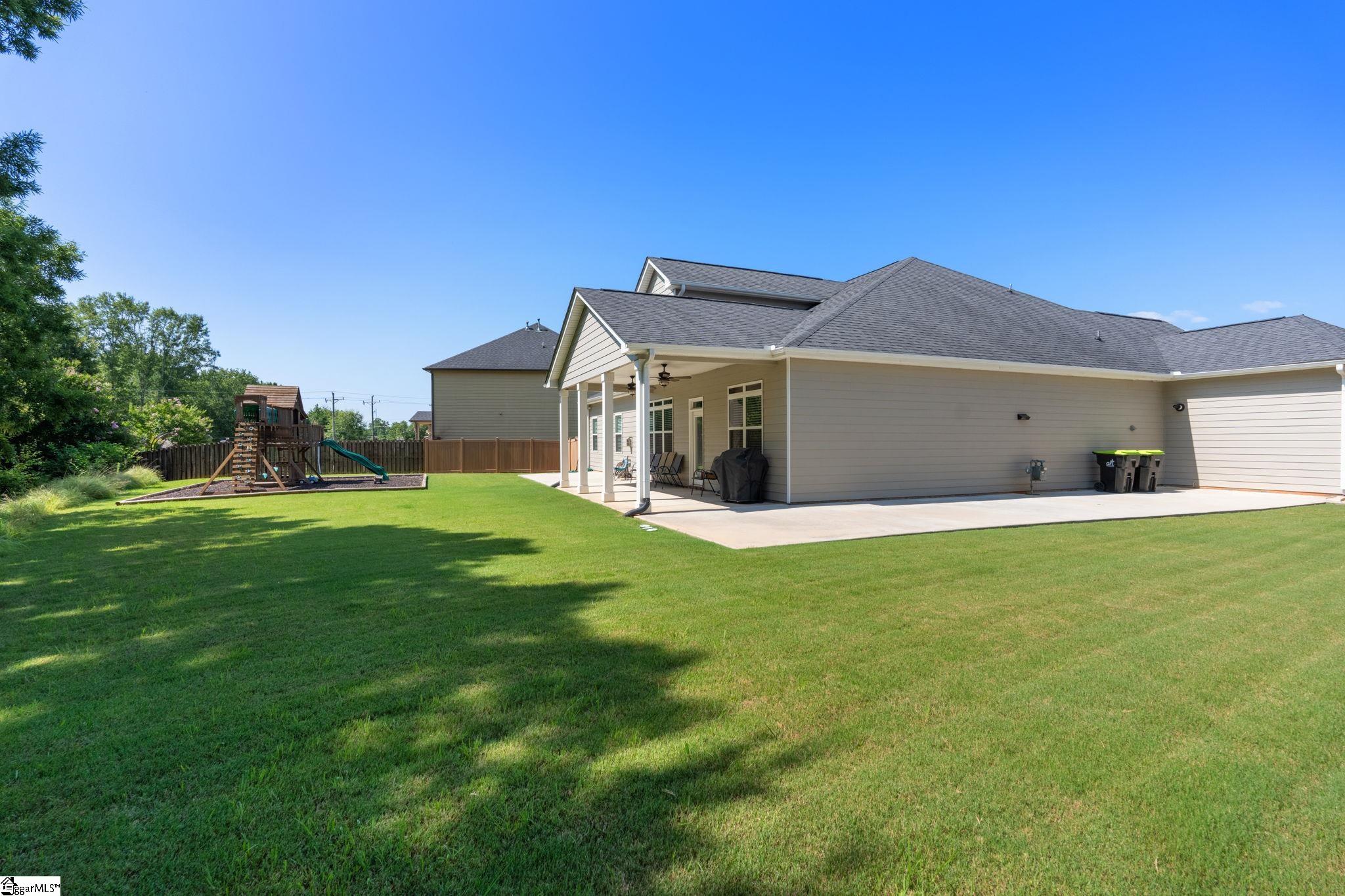 425 Castleford Place Simpsonville, SC 29681 - Photo 34 of 47