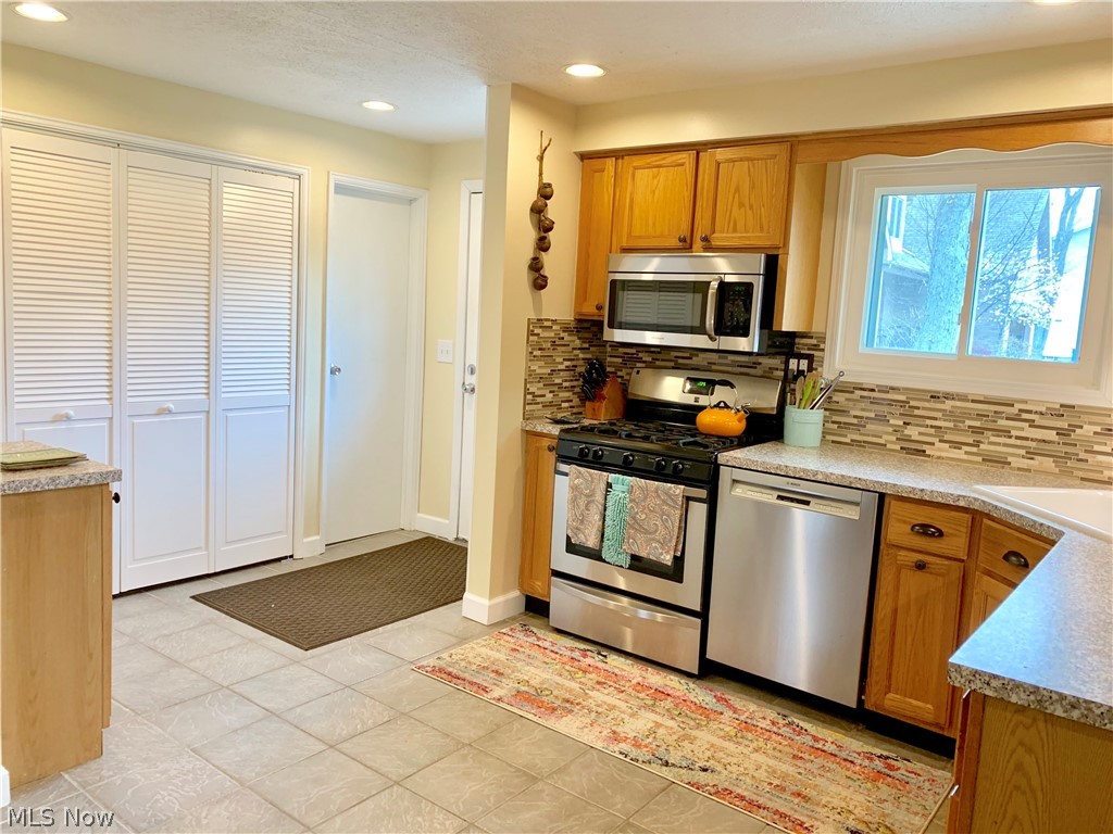 38569 Bell Road Willoughby, OH 44094 - Photo 24 of 35 Gallery Image 24