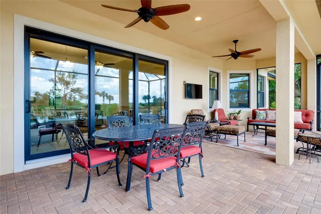 $949,900 | 10742 Ironbridge Drive, Venice, FL 34293
