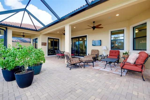 $949,900 | 10742 Ironbridge Drive, Venice, FL 34293