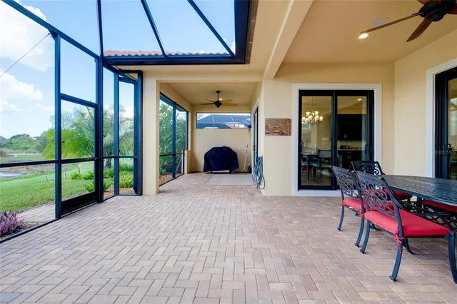 $949,900 | 10742 Ironbridge Drive, Venice, FL 34293