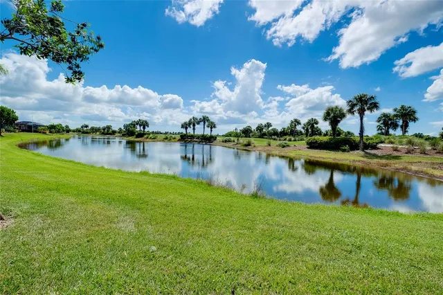 $949,900 | 10742 Ironbridge Drive, Venice, FL 34293