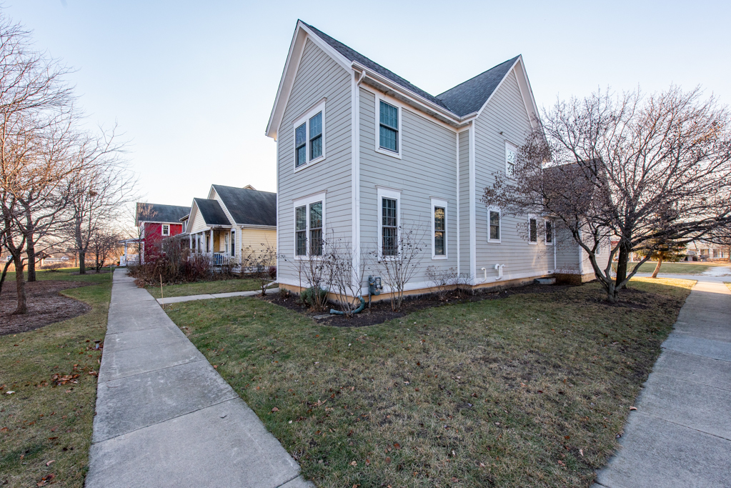 1004 Harris Road Grayslake, IL 60030 - Photo 24 of 24 a front view of a house with garden