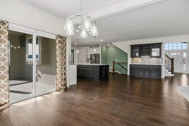 $685,000 | 24211 West 69th Street, Shawnee, KS 66226