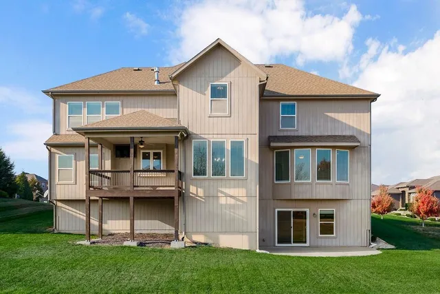 $685,000 | 24211 West 69th Street, Shawnee, KS 66226