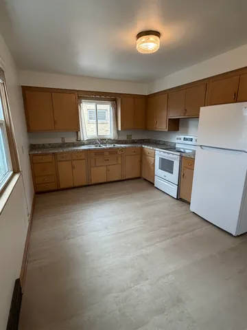 $1,750 | 529 West Olin Avenue, Madison, WI 53715