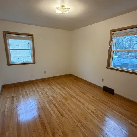 $1,750 | 529 West Olin Avenue, Madison, WI 53715