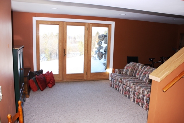 633 Tamarack Road Pittsfield, MA 01201 - Photo 14 of 16 633 tamarack road 013
