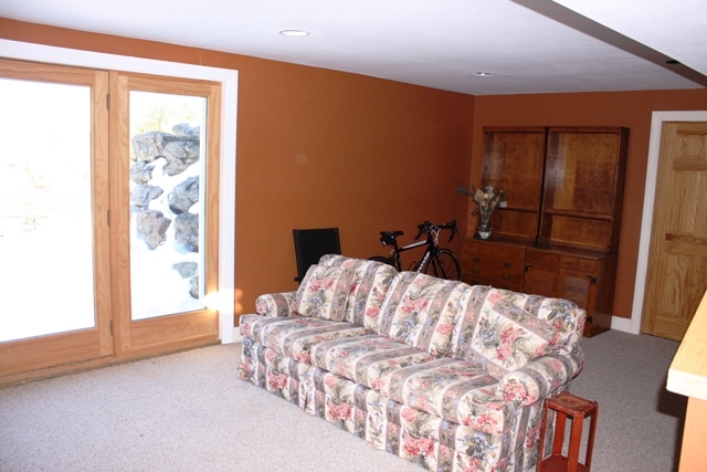 633 Tamarack Road Pittsfield, MA 01201 - Photo 15 of 16 633 tamarack road 014