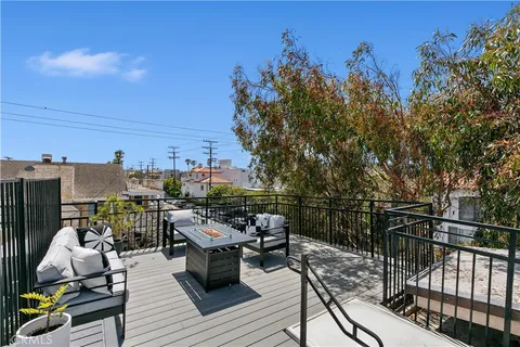 $1,249,000 | 3512 Pacific Avenue, Unit 2, Marina del Rey, CA 90292