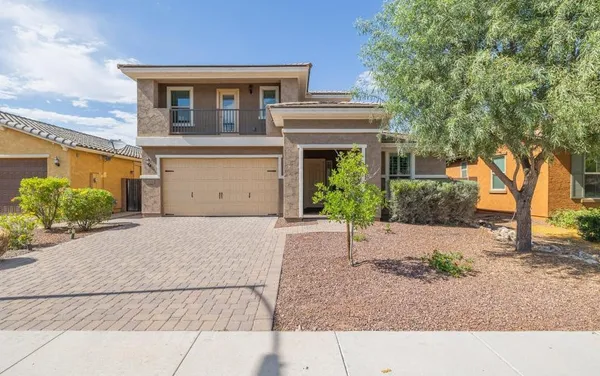 $3,200 | 2532 West Corva Drive, Phoenix, AZ 85085