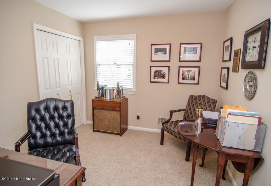 804 Foxgate Road Louisville, KY 40223 - Photo 24 of 38 Foxgate-bedroom 3