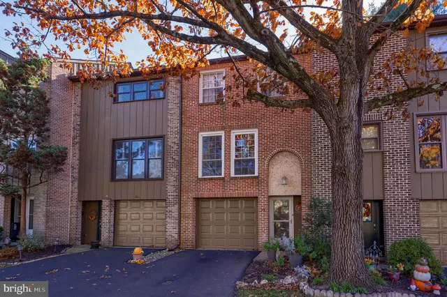 $254,800 | 19 Club Lane, Reading, PA 19607